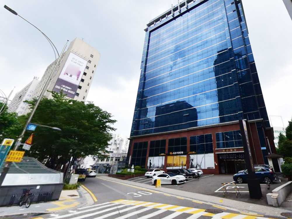 센터 사진